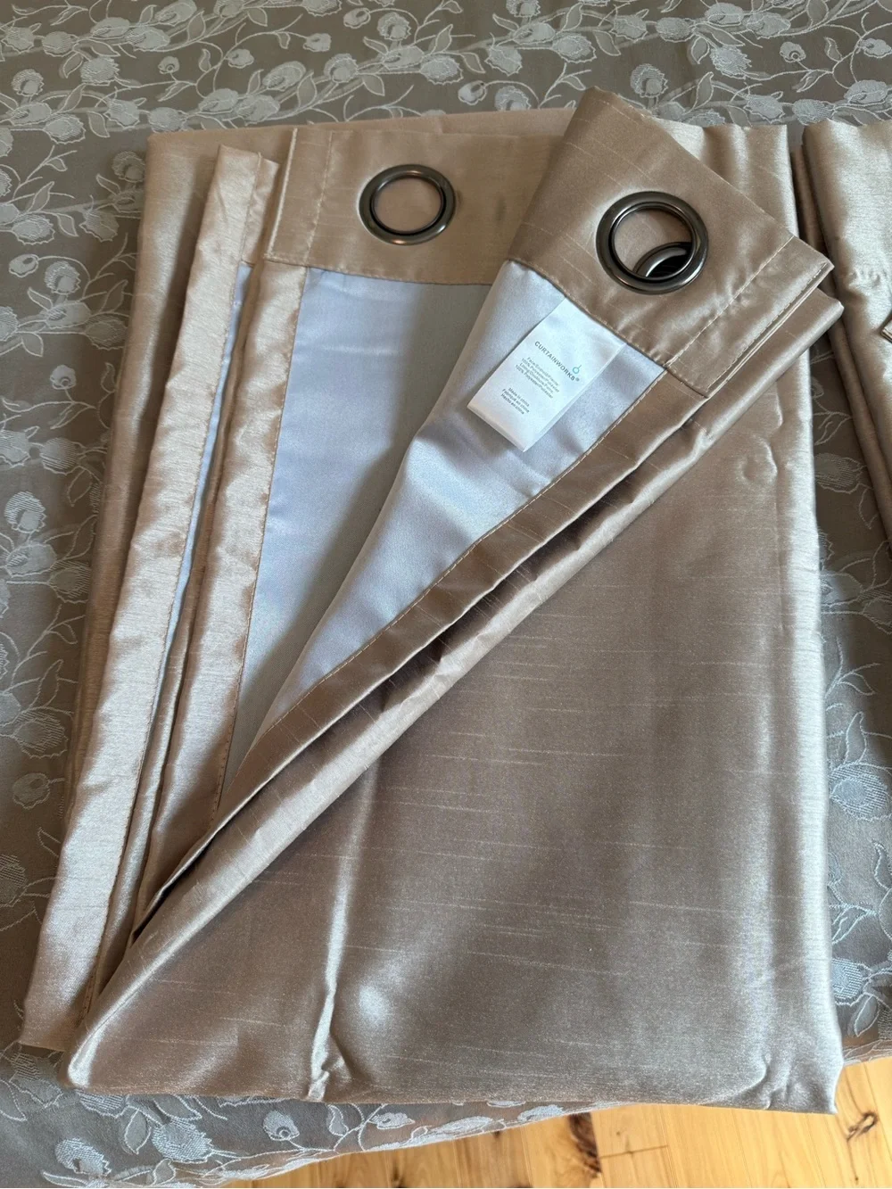 Curtainworks new without